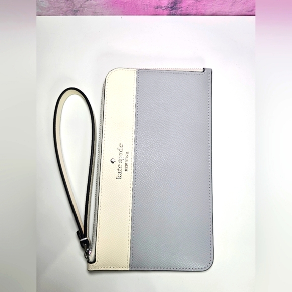 NWOT Kate Spade Wristlet - Gray and White - Picture 6 of 6